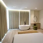 Avenue 4*