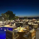 Avenue Otel Ksamil