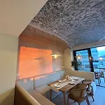 Hotel Avenue 4*