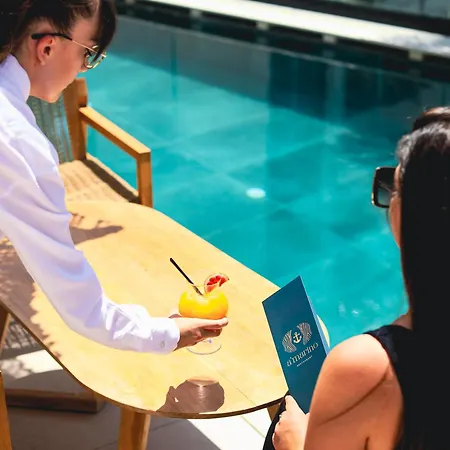 Avenue Szálloda Ksamil