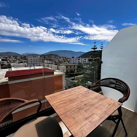 Avenue Hotel 4*