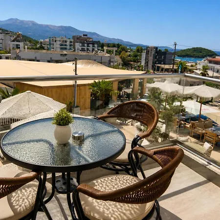 Ξενοδοχείο Avenue 4*